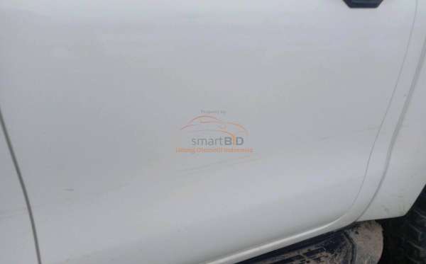 TOYOTA HILUX 2.4G DC 4X4