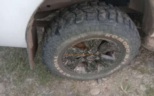 TOYOTA HILUX 2.4G DC 4X4