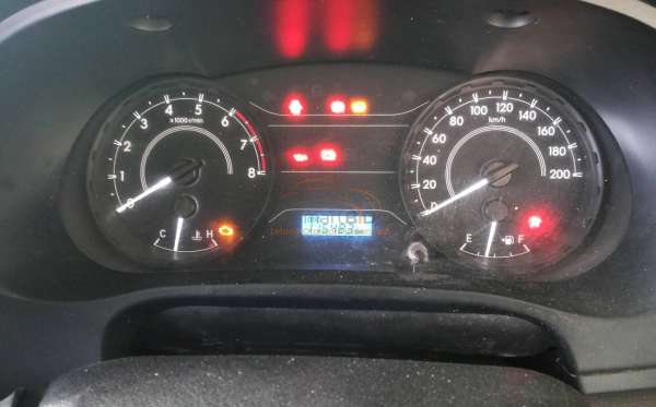 TOYOTA HILUX PICK UP