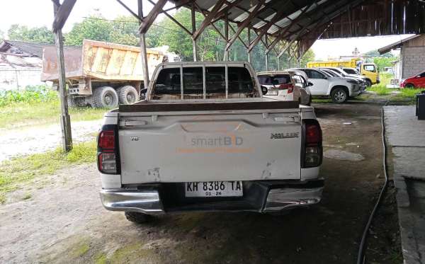 TOYOTA HILUX PICK UP