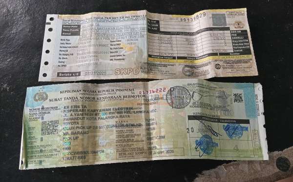 TOYOTA HILUX PICK UP