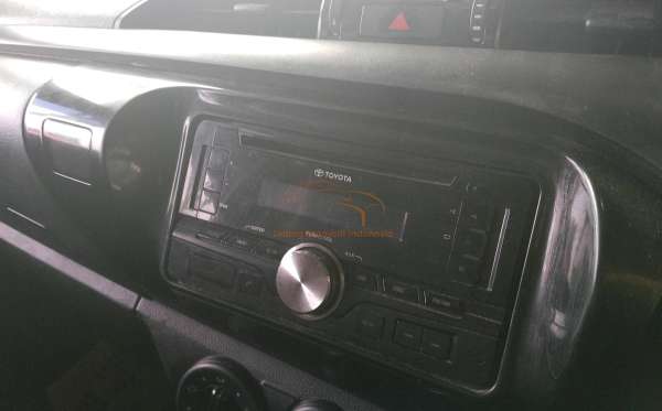 TOYOTA HILUX PICK UP