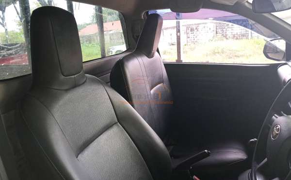 TOYOTA HILUX PICK UP