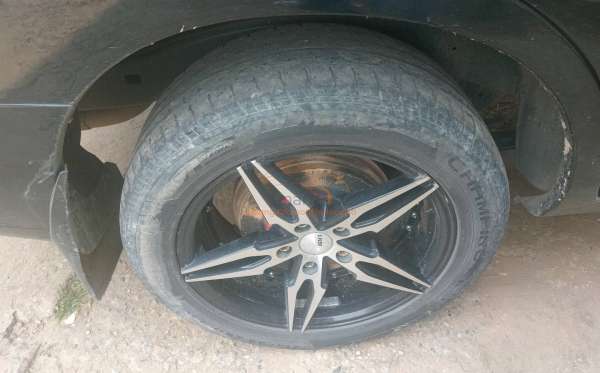 TOYOTA KIJANG INNOVA V