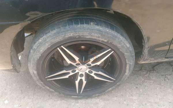 TOYOTA KIJANG INNOVA V