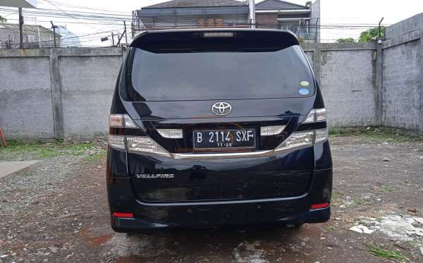 TOYOTA VELLFIRE 2.4