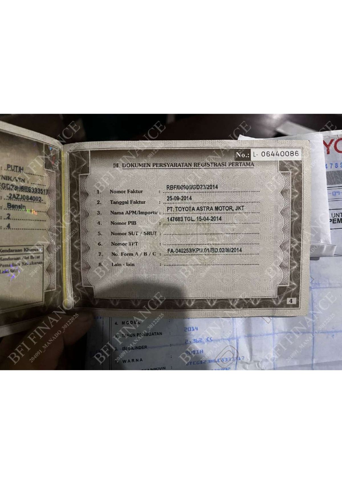 TOYOTA ALPHARD 2.4 X