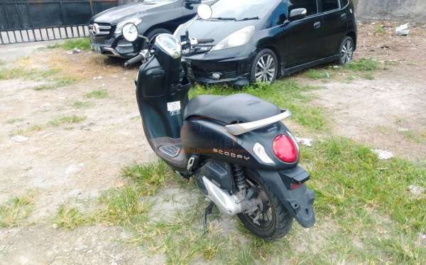 HONDA SCOOPY