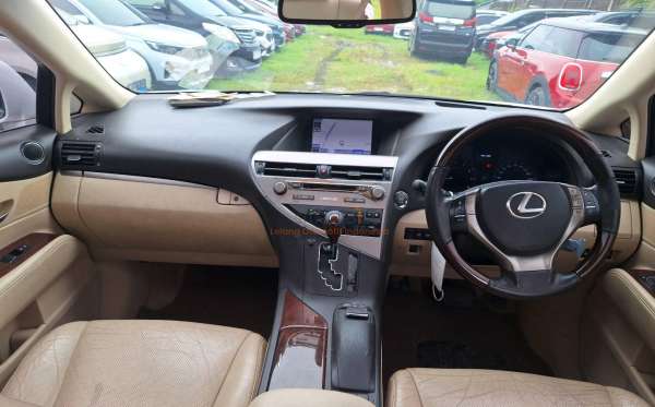 LEXUS RX 270