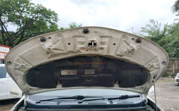 TOYOTA  AVANZA  G