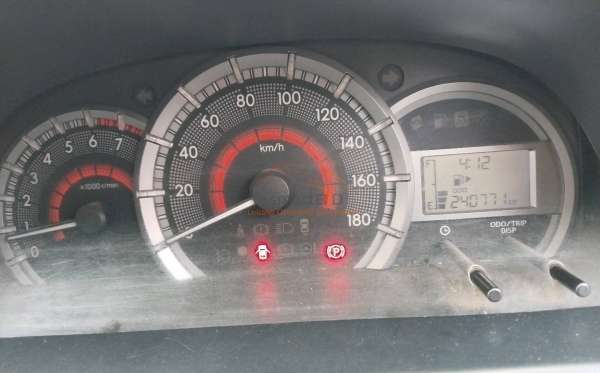 TOYOTA  AVANZA  G