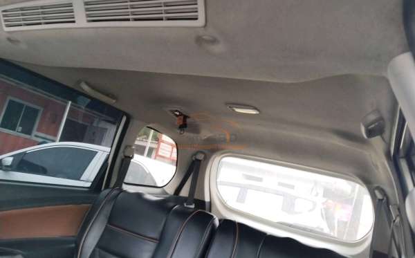 TOYOTA  AVANZA  G