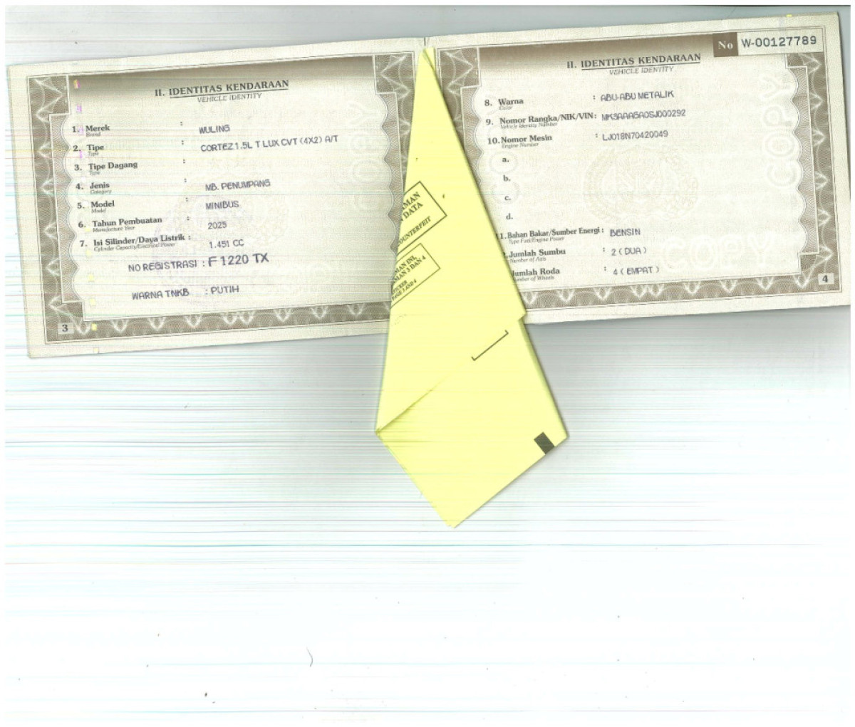 WULING CORTEZ 1.5 LUX