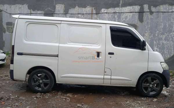 DAIHATSU GRAN MAX BLIND VAN