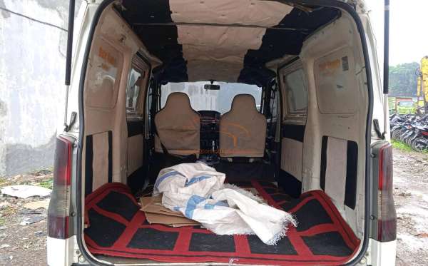 DAIHATSU GRAN MAX BLIND VAN