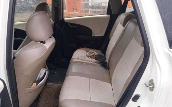 HONDA  JAZZ  GE8 1.5 E