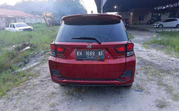 HONDA MOBILIO DD4 1.5 S