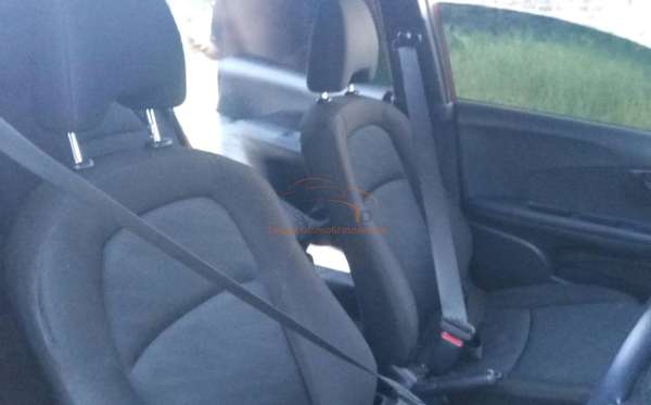 HONDA MOBILIO DD4 1.5 S