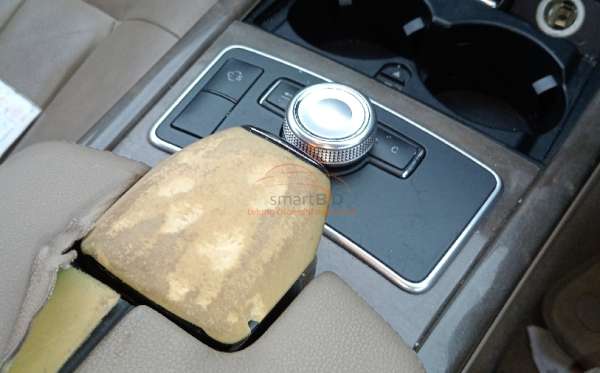 MERCEDES BENZ E 300 CKD AT