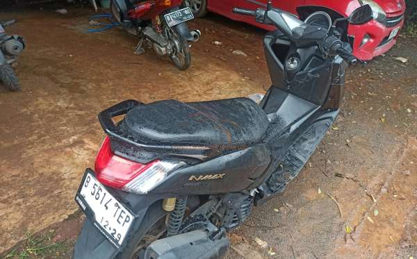 YAMAHA NMAX