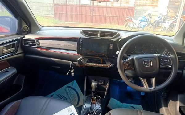 HONDA DG48 1.5 RS CVT Z