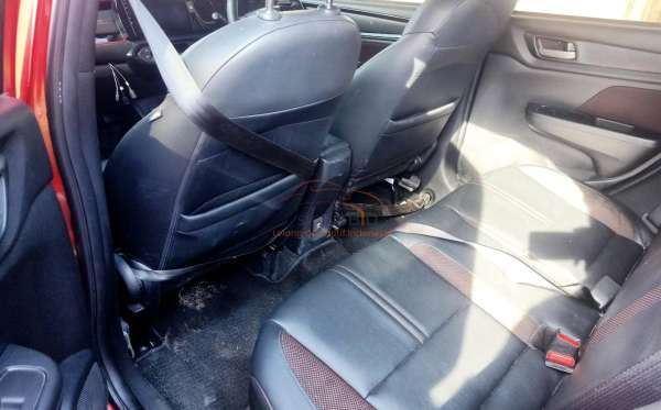 HONDA DG48 1.5 RS CVT Z