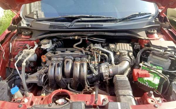 HONDA DG48 1.5 RS CVT Z