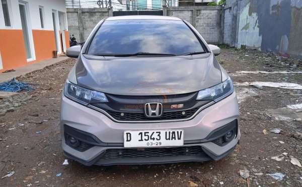 HONDA JAZZ GK5 1.5 RS