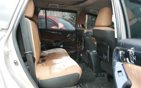 TOYOTA  KIJANG  INNOVA G