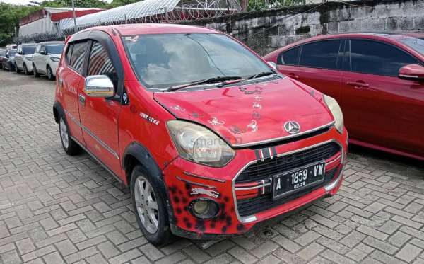DAIHATSU AYLA 1.0 X