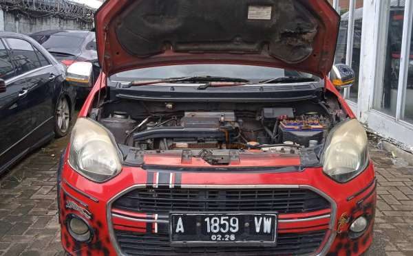 DAIHATSU AYLA 1.0 X