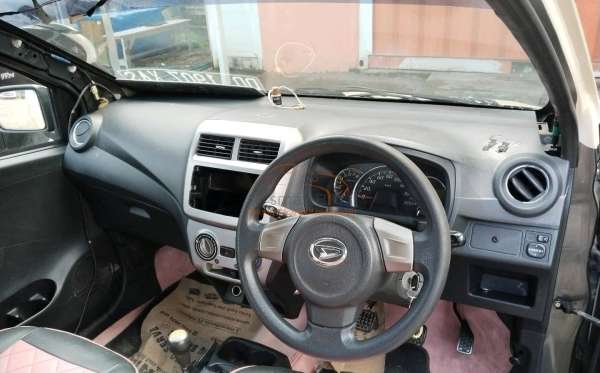 DAIHATSU AYLA 1.0 X