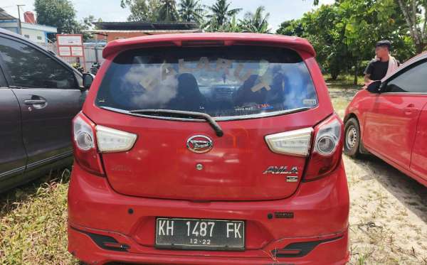 DAIHATSU AYLA 1.0 X