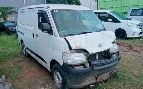 DAIHATSU GRAN MAX BLIND VAN