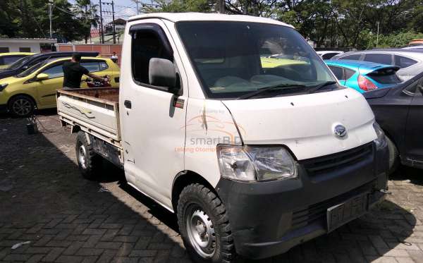 DAIHATSU GRAN MAX