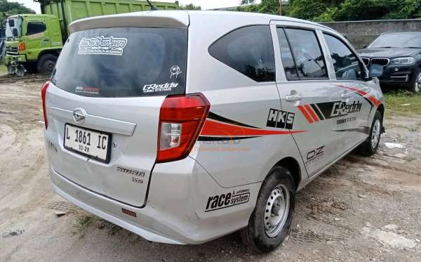 DAIHATSU SIGRA D