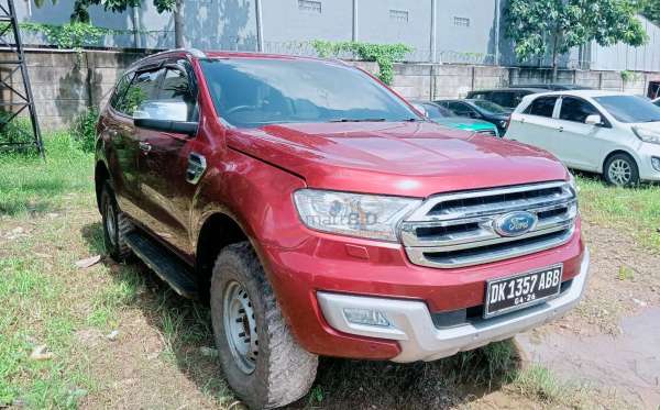 FORD EVEREST 2.2L TITANIUM 4X2 AT