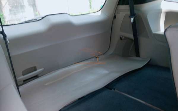 FORD EVEREST 2.2L TITANIUM 4X2 AT