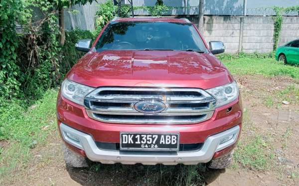 FORD EVEREST 2.2L TITANIUM 4X2 AT