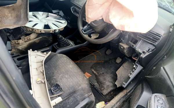 HONDA BR-V DG3 1.5L S