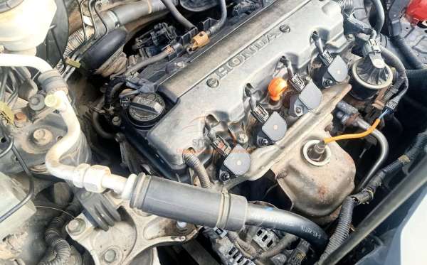 HONDA CR-V RE1 2WD 2.0 A/T