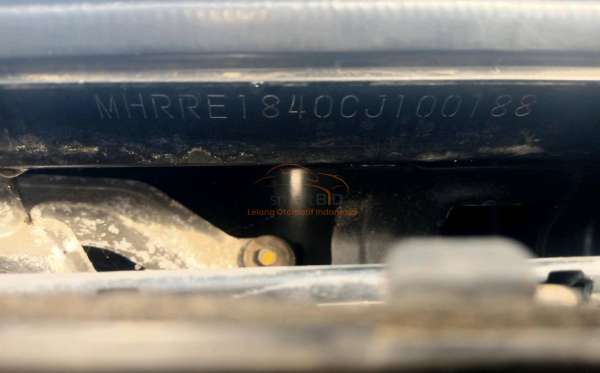 HONDA CR-V RE1 2WD 2.0 A/T