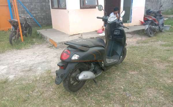 HONDA SCOOPY CW