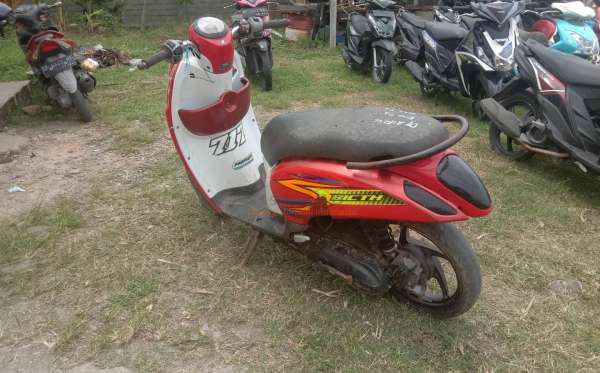 HONDA SCOOPY FI