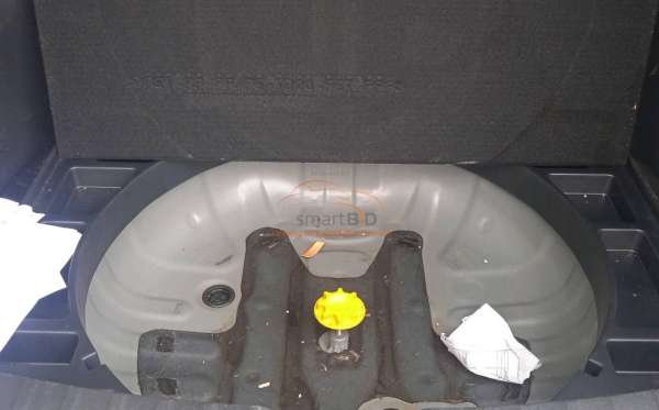 TOYOTA COROLLA CROSS HYBRID