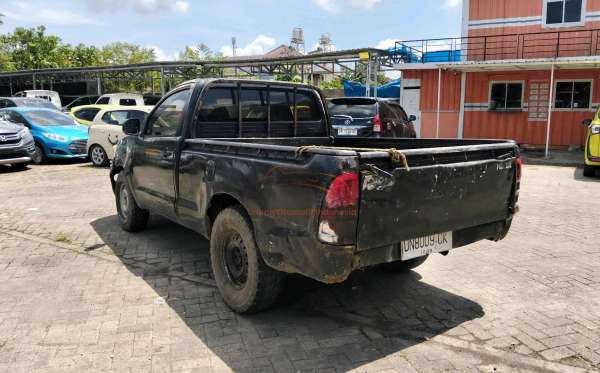 TOYOTA HILUX PICK UP