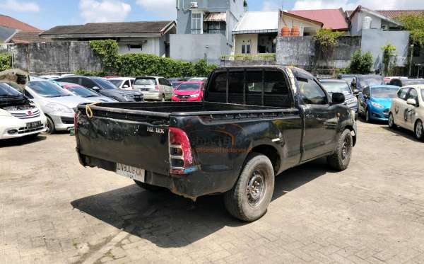 TOYOTA HILUX PICK UP