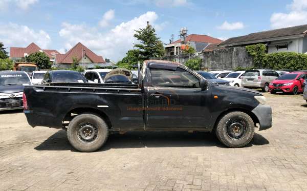 TOYOTA HILUX PICK UP