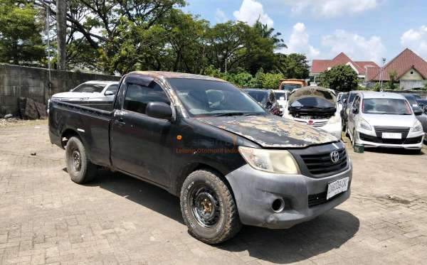 TOYOTA HILUX PICK UP