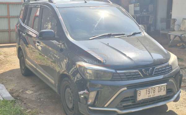 WULING CONFERO